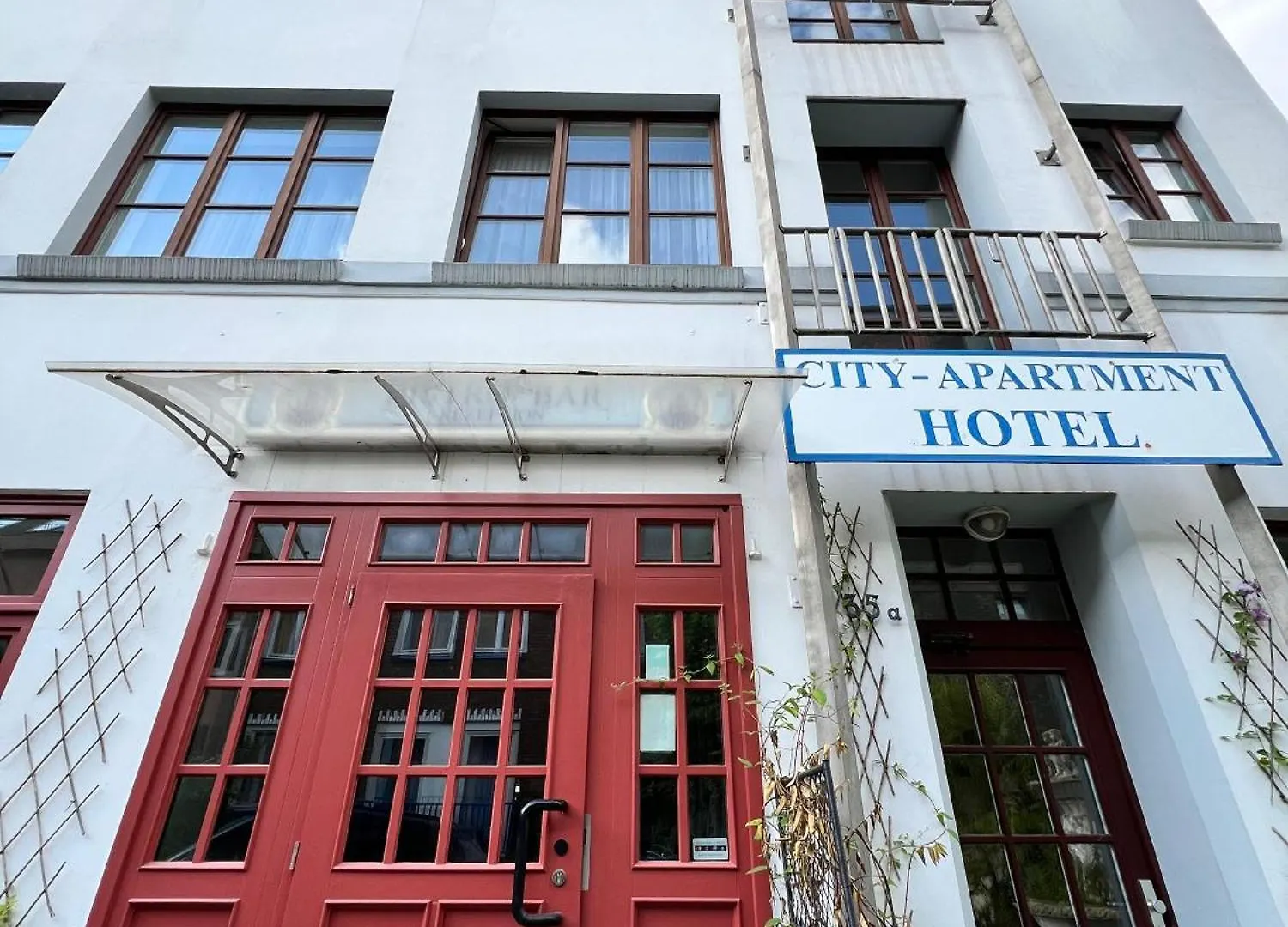 City Apartment Hotel Hamburg 3*,