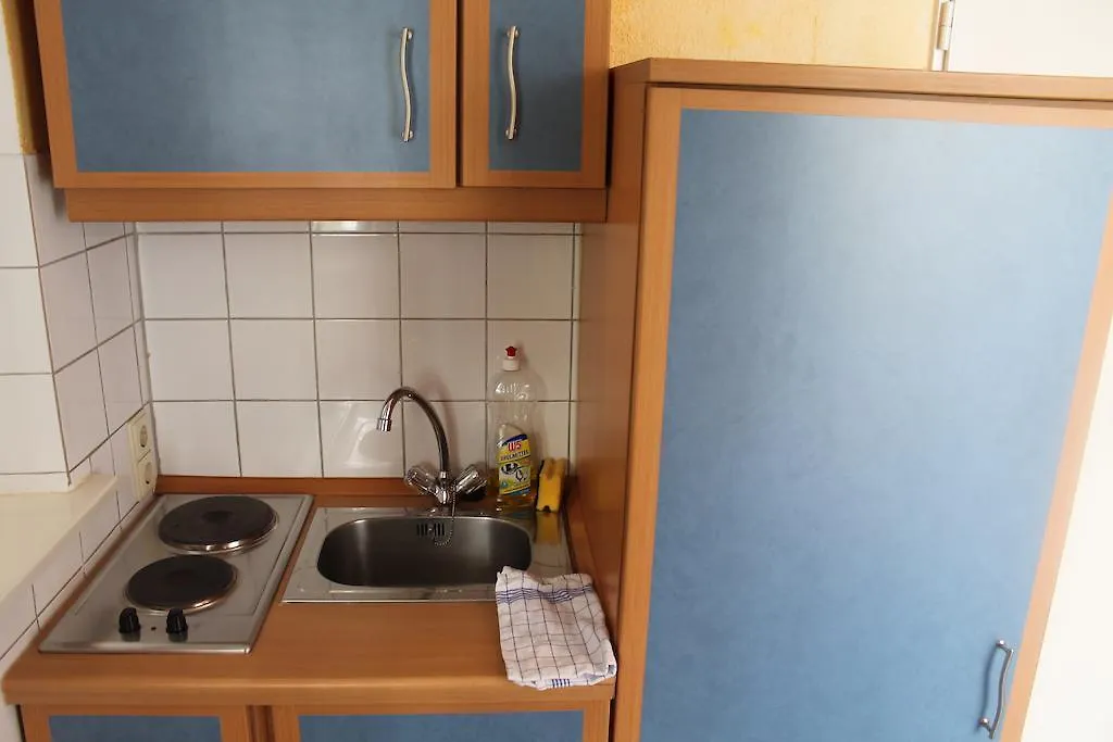 City Apartment Hotel Hamburg 3*,